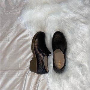 Alegria Bronze Swirl clog